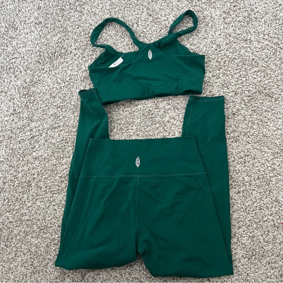 FP Movement Never Better Set Emerald Green - Picture 5 of 6